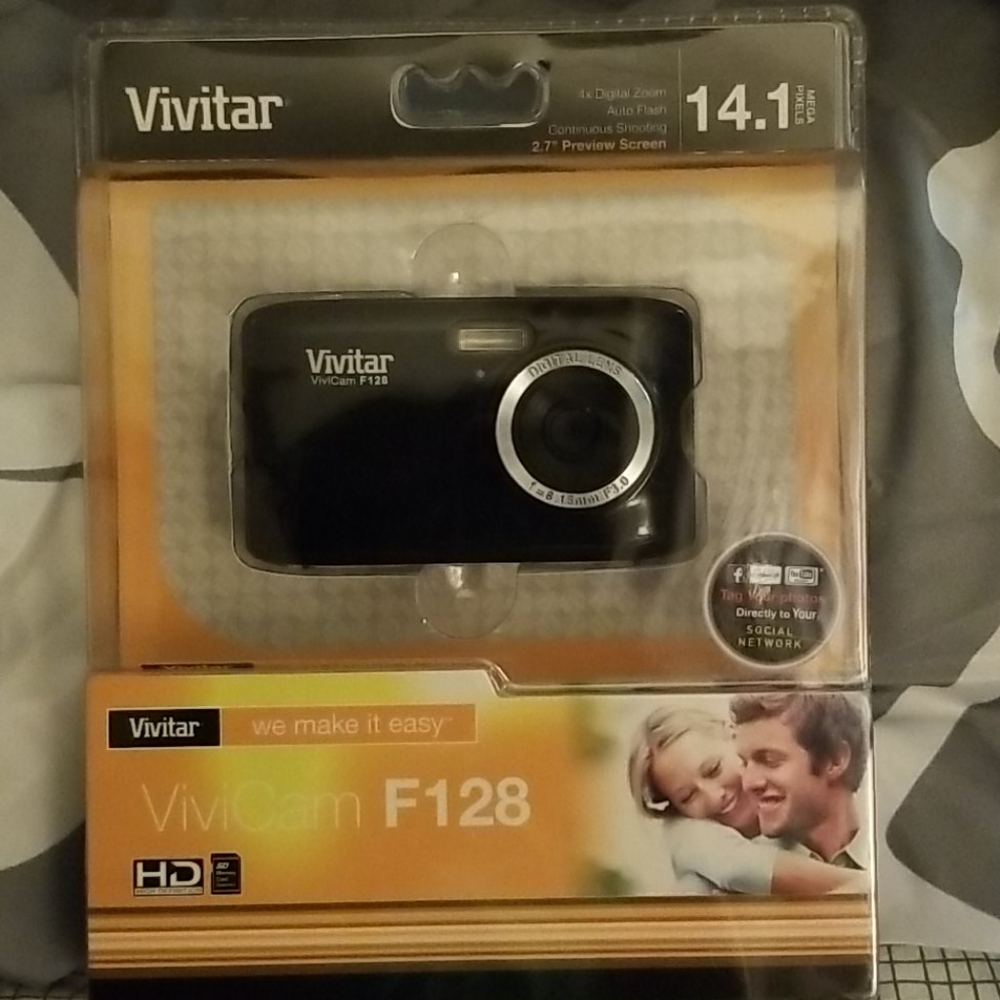 Vivitar ViviCam F128